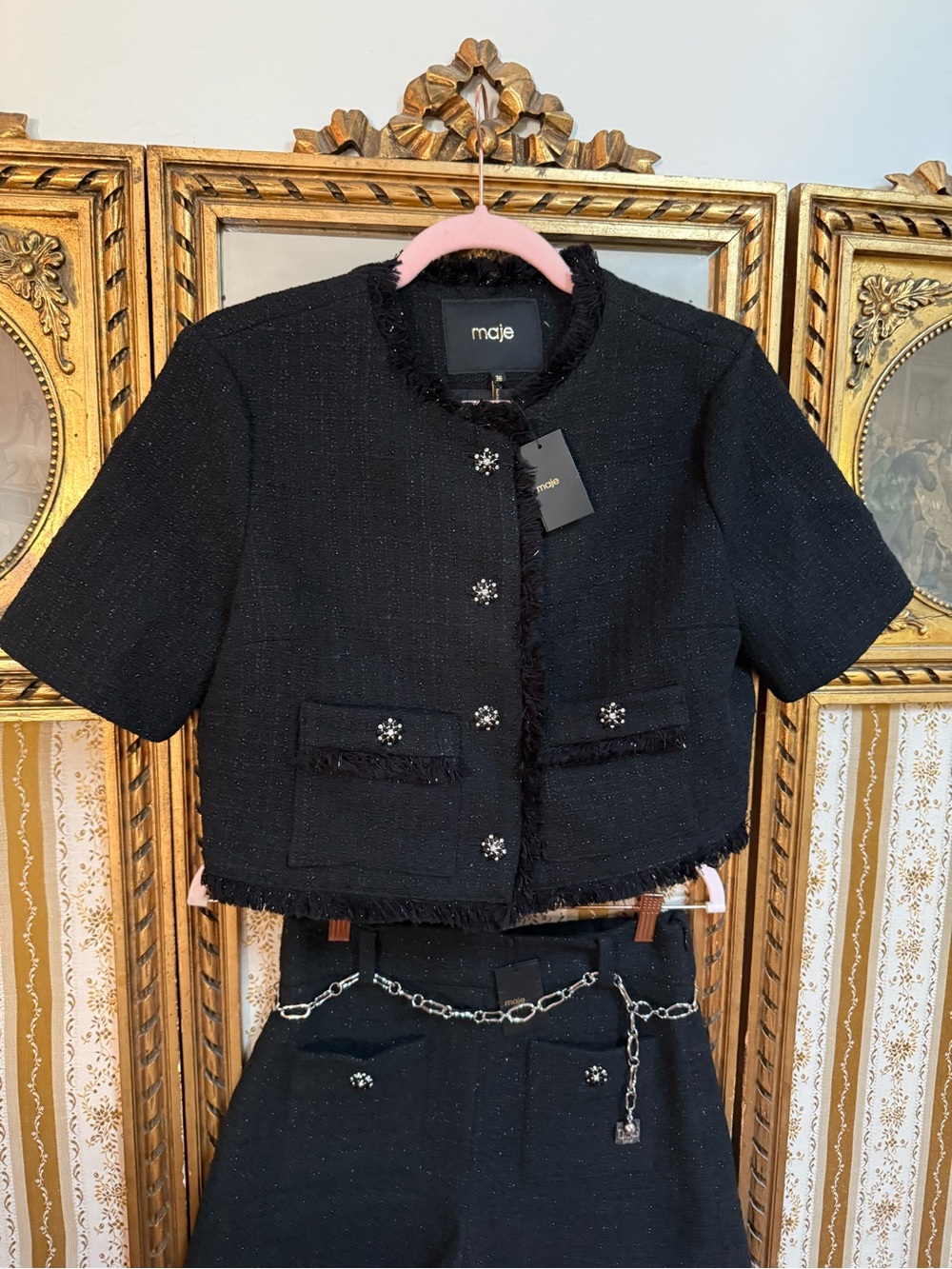 NWT Maje 2-Piece Set Shiny Tweed Black Jacket Top
Shorts Chain Belt 36&38 (2& 4)